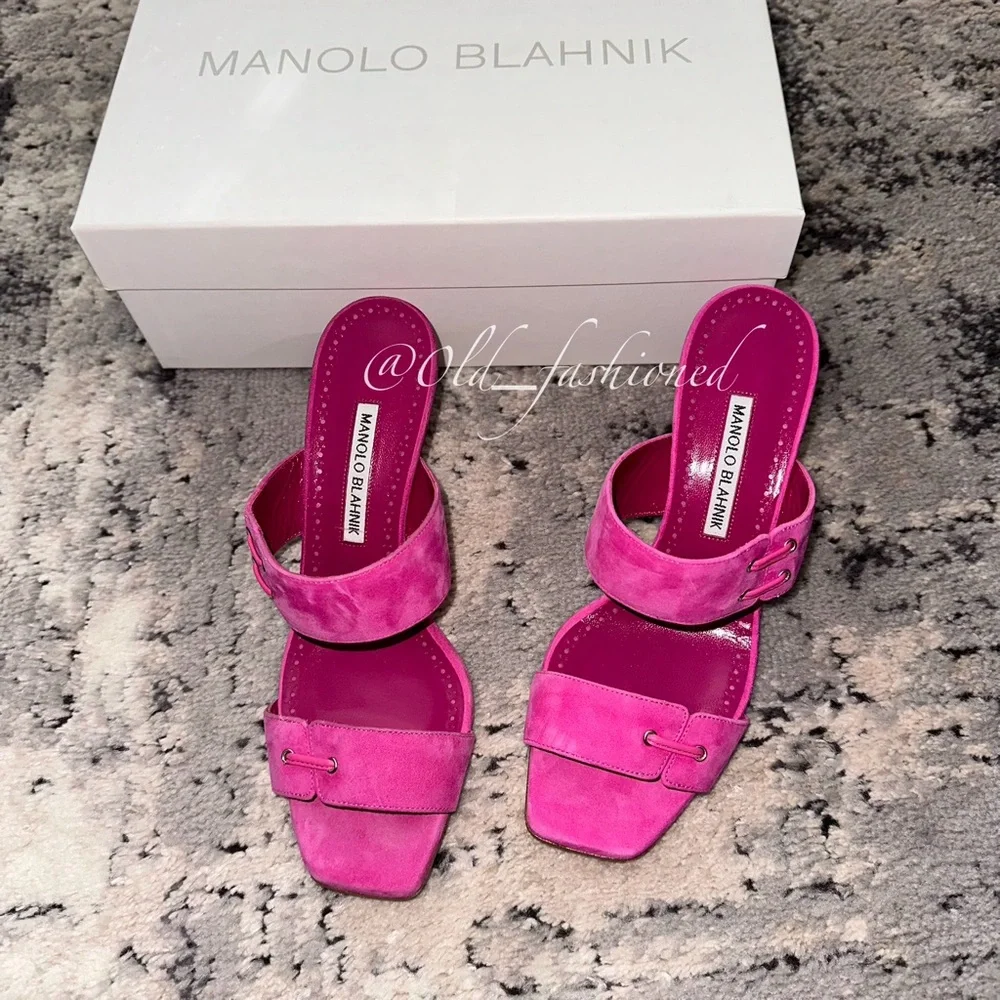MANOLO BLAHNIK Nebre Mules (Pink) - Picture 7 of 15